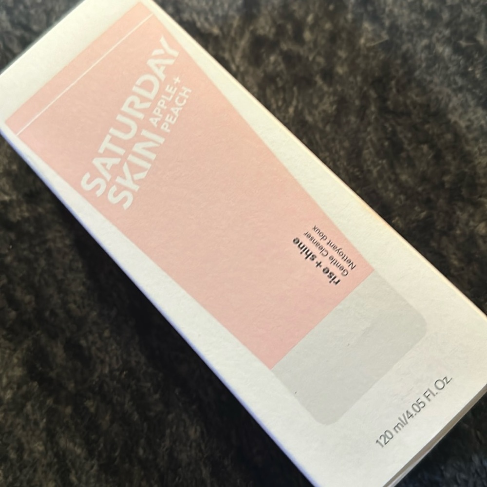NIB Saturday Skin Gentle Cleanser